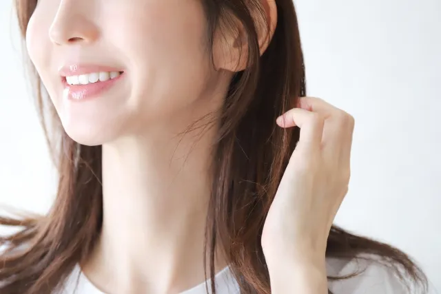 セラミックを使用した審美治療について